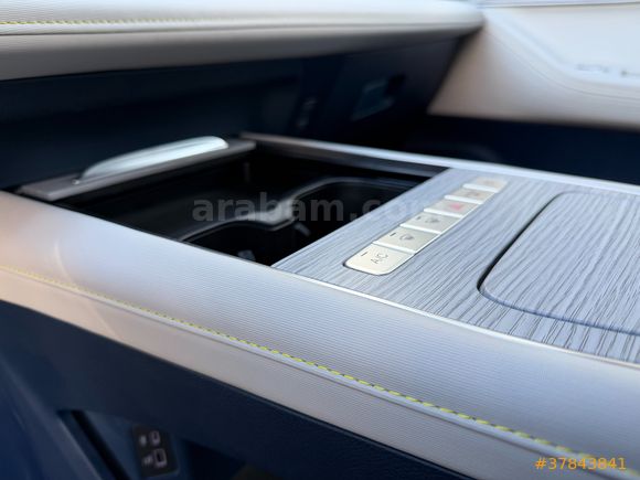 AKTİF den 2025 OMODA5 PRO 1.6T DCT ÇİFT RENK 9.000KM SIFIR GİBİ
