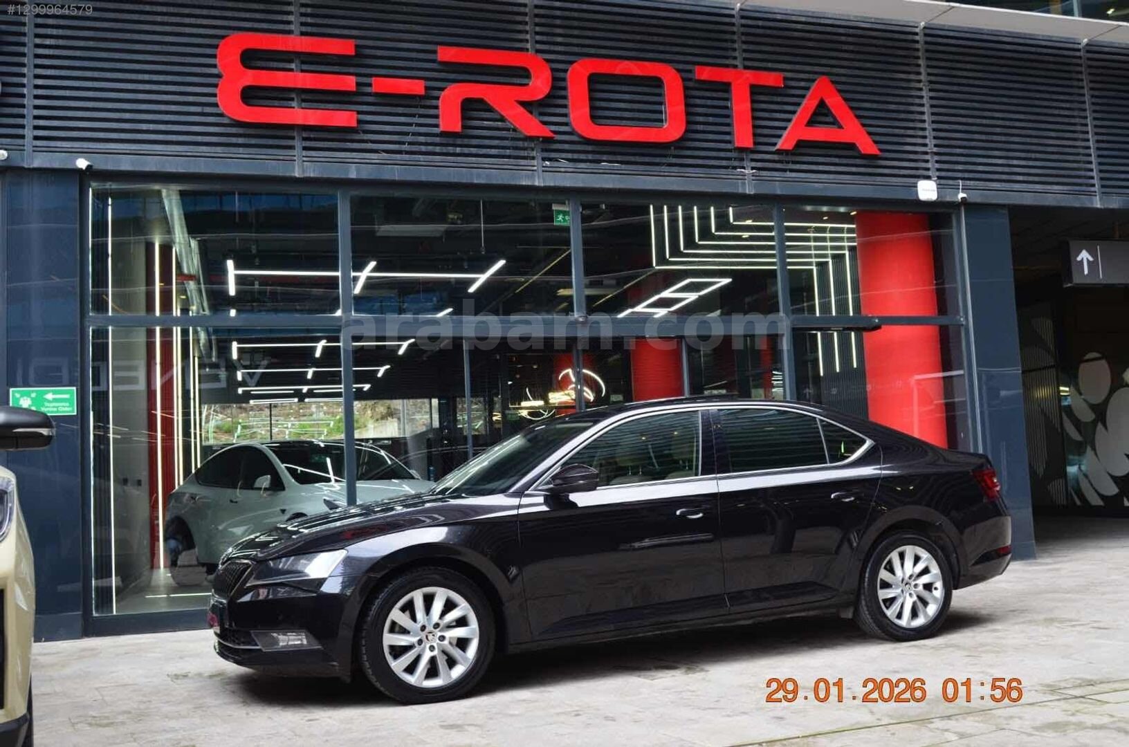 Galeriden Skoda SuperB 1.6 TDI Style 2017 Model İstanbul 190.000 km Siyah 6