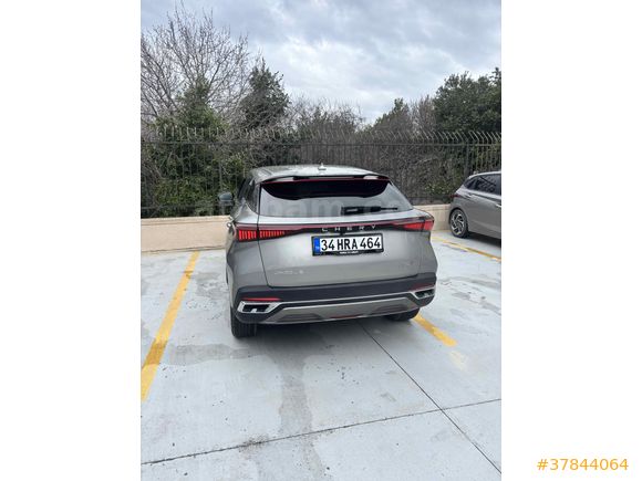 Sahibinden Chery Omoda 5 1.6 TGDI Luxury 2023 Model  23.000 km Gri (metalik)