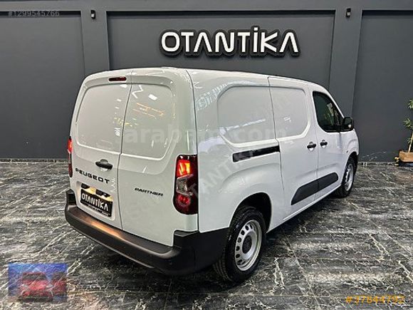 2025_PEJO PARTNER VAN_1.5 130 HP..OTOMATİK..SIFIR AYARINDA..% 20