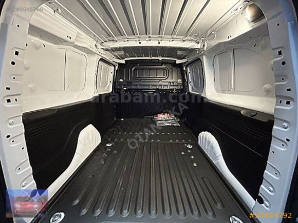 2025_PEJO PARTNER VAN_1.5 130 HP..OTOMATİK..SIFIR AYARINDA..% 20