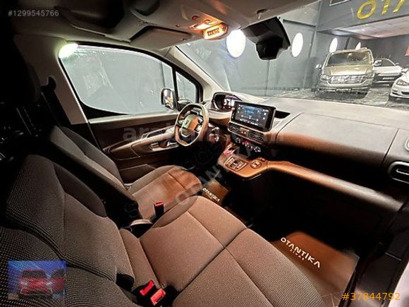 2025_PEJO PARTNER VAN_1.5 130 HP..OTOMATİK..SIFIR AYARINDA..% 20
