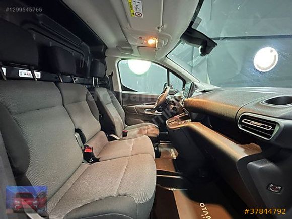 2025_PEJO PARTNER VAN_1.5 130 HP..OTOMATİK..SIFIR AYARINDA..% 20