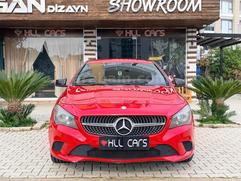 Galeriden Mercedes - Benz CLA 200 Urban 2013 Model Antalya 220.000 km Kırmızı
