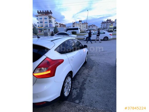 Sahibinden Ford Focus 1.6 TDCi Titanium 2012 Model 