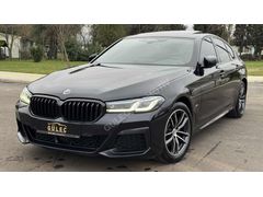 BOYASIZ-2023_BMW 5.20İ MSPORT+50.YIL+TABA+VAKUM+LAZER+HARMAN
