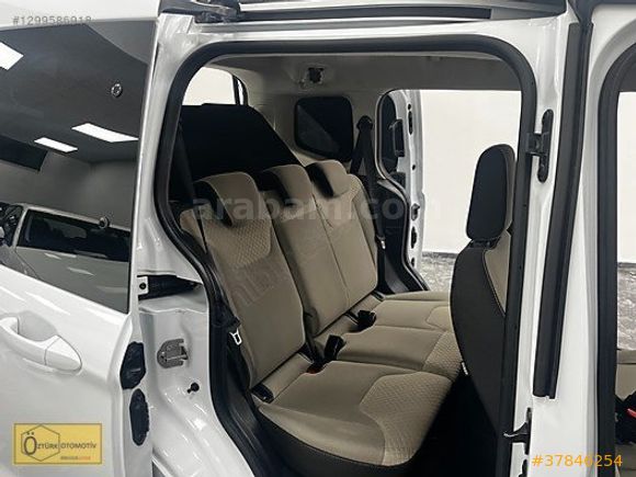 *TİTANTYUM FABRİKA ÇIKIŞLI OTOMOBİL RUHSATLI HATASIZ BOYASIZ 1.5