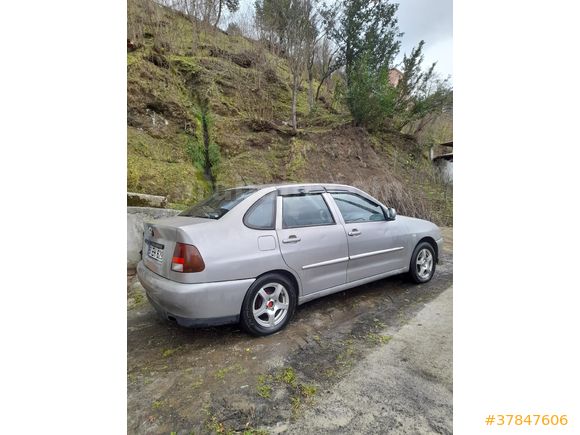 Sahibinden Volkswagen Polo 1.6  2000 model 269.000 km.