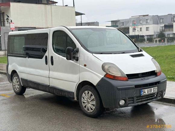 Sahibinden Renault Trafic 1.9 DCI 2005 Model 