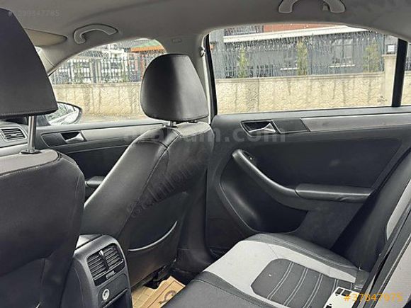 Makyajlı kasa jetta