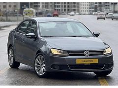 Makyajlı kasa jetta