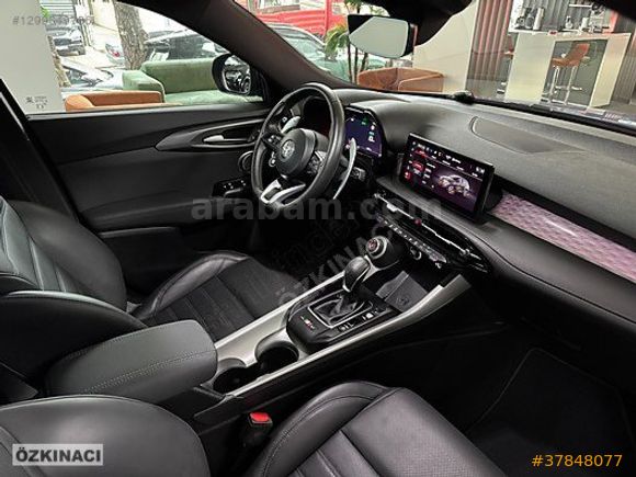 ÖZKINACI'DAN TONALE 1.3PHEV 4X4 VELOCE SOĞUTMA H.KARDON-K.TAKSİT