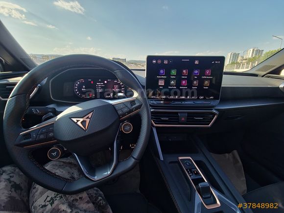 Sahibinden Cupra Leon 1.5 eTSI 2024 Model Makyajlı kasa hatasız boyasız düşük km