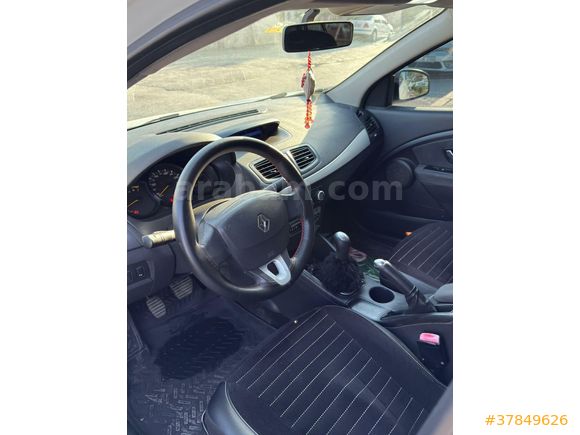 Sahibinden Renault Fluence 1.6 Extreme 2010 Model