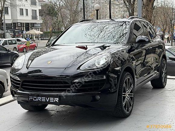 FOREVER'DAN 2012 PORSCHE CAYENNE 3.0 DİESEL BAYİİ EMSALSİZ