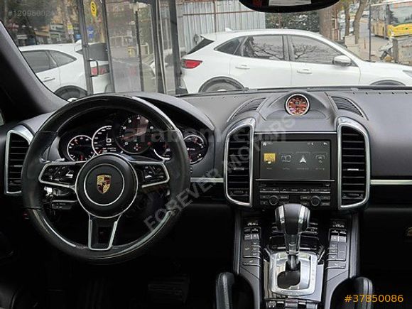 FOREVER'DAN 2012 PORSCHE CAYENNE 3.0 DİESEL BAYİİ EMSALSİZ