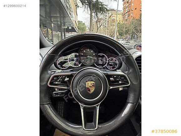 FOREVER'DAN 2012 PORSCHE CAYENNE 3.0 DİESEL BAYİİ EMSALSİZ
