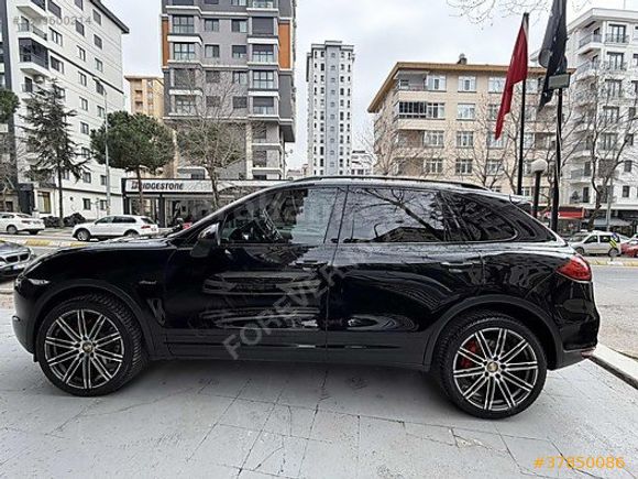 FOREVER'DAN 2012 PORSCHE CAYENNE 3.0 DİESEL BAYİİ EMSALSİZ