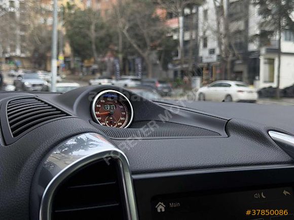 FOREVER'DAN 2012 PORSCHE CAYENNE 3.0 DİESEL BAYİİ EMSALSİZ