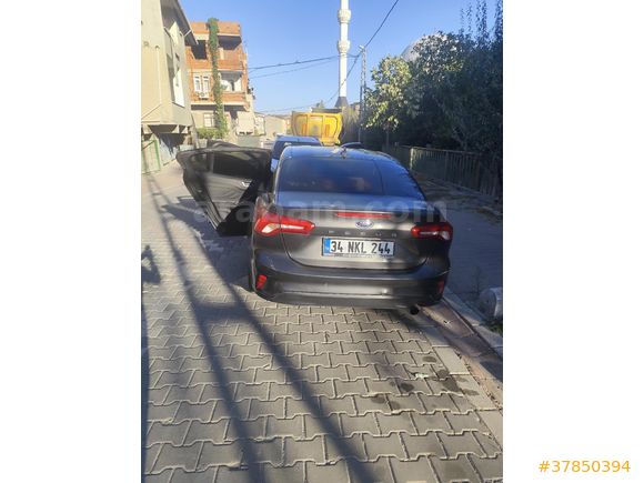 Sahibinden Ford Focus 1.6 TDCi Titanium 2020 Model