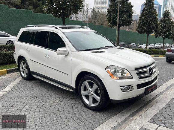 "UNIVERSAL MOTORS" 2010 MERCEDES-BENZ GL320 CDI 4 MATIC