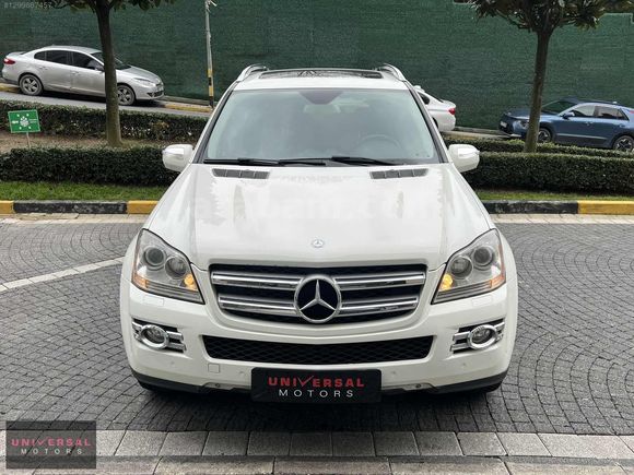"UNIVERSAL MOTORS" 2010 MERCEDES-BENZ GL320 CDI 4 MATIC