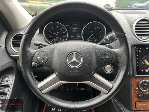 "UNIVERSAL MOTORS" 2010 MERCEDES-BENZ GL320 CDI 4 MATIC