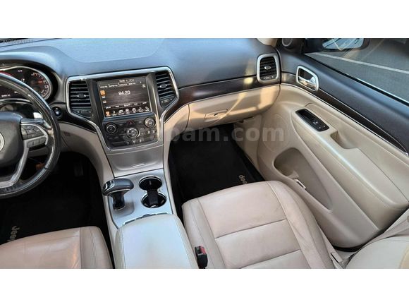 GRAND CHEROKEE 3.0 CRD LIMITED- CAM TAVAN