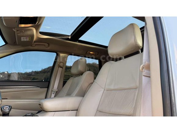 GRAND CHEROKEE 3.0 CRD LIMITED- CAM TAVAN
