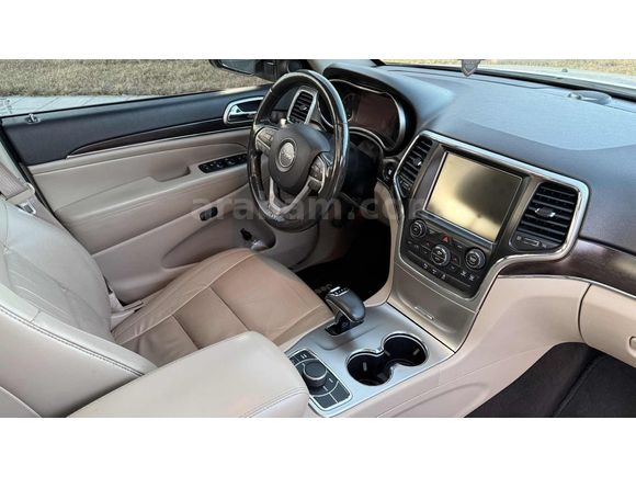 GRAND CHEROKEE 3.0 CRD LIMITED- CAM TAVAN