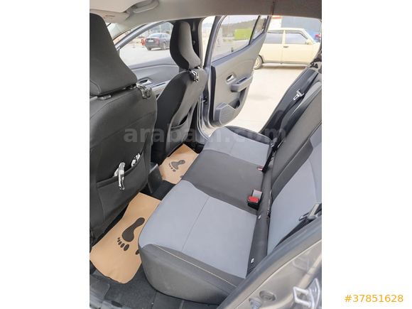Sahibinden Dacia Sandero 1.0 Tce Extreme 2025 Model  8.000 km Gri (metalik)