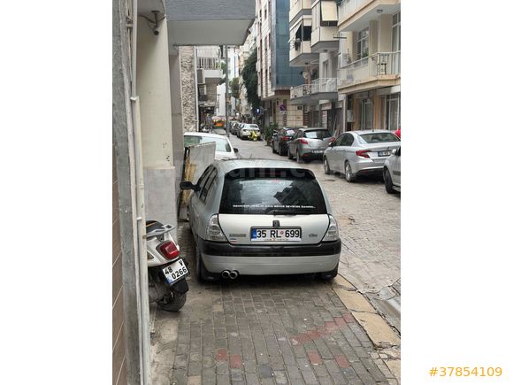 A Dan Z Yapılı Renault Clio 1.4 RXT 2001 Model FULL PAKET 