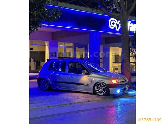 A Dan Z Yapılı Renault Clio 1.4 RXT 2001 Model FULL PAKET 