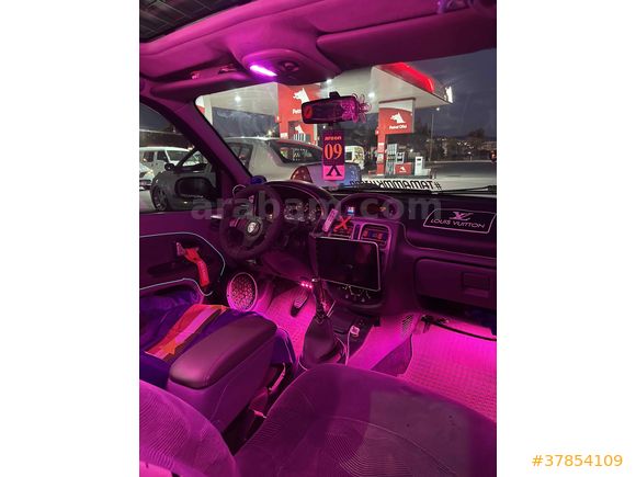 A Dan Z Yapılı Renault Clio 1.4 RXT 2001 Model FULL PAKET 