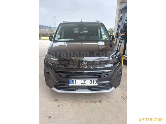 Sahibinden Peugeot Rifter 1.5 BlueHDI GT 2025 Model 