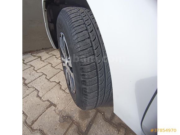 Sahibinden Renault Clio 1.4 2002 Model