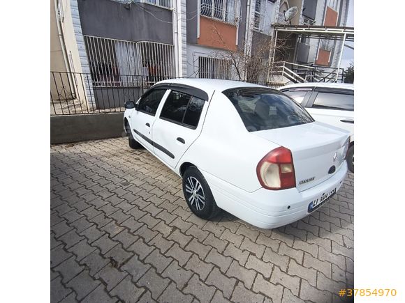 Sahibinden Renault Clio 1.4 2002 Model