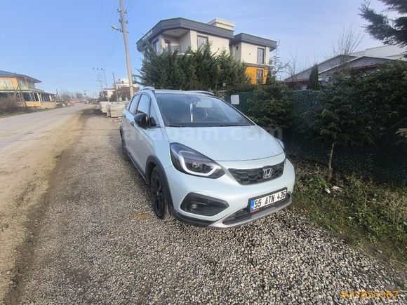 Sahibinden Honda Jazz 1.5 Hybrid Crosstar Executive 2025 Model Samsun
