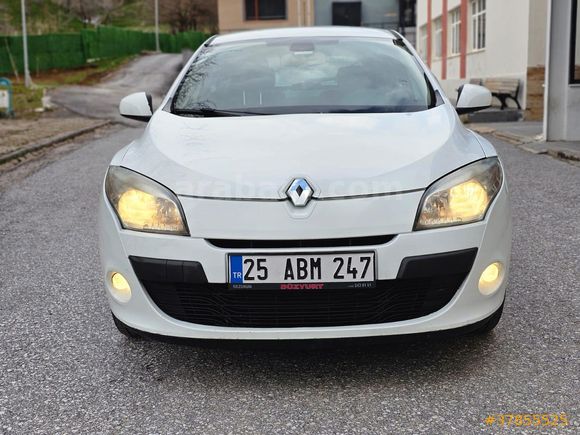 Sahibinden Renault Megane 1.5 dCi Dynamique 2012 Model
