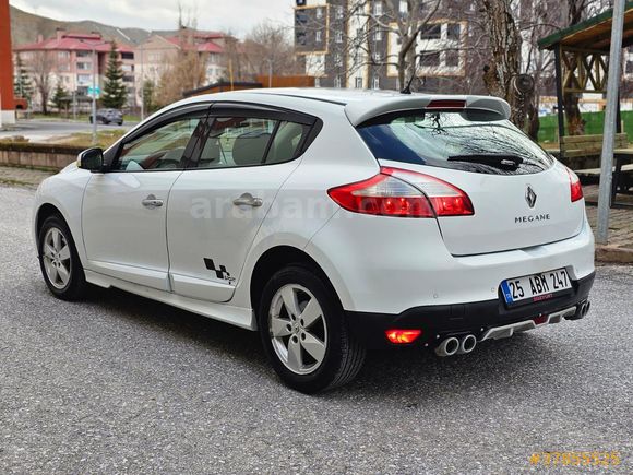 Sahibinden Renault Megane 1.5 dCi Dynamique 2012 Model