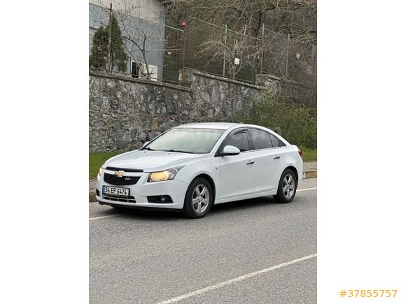 Sahibinden Chevrolet Cruze 1.6 LT 2012 Model  106.000 km Beyaz