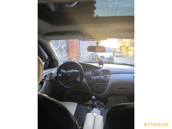 Sahibinden Ford Focus 1.6 Ghia 2000 Model