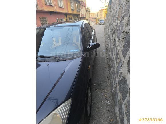 Sahibinden Ford Focus 1.6 Ghia 2000 Model