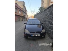 Sahibinden Ford Focus 1.6 Ghia 2000 Model