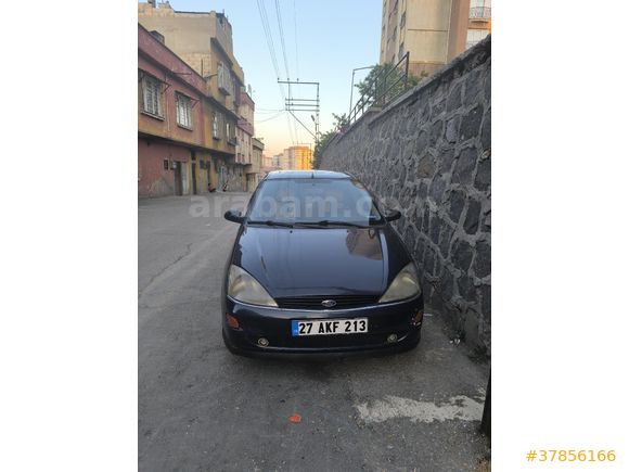 Sahibinden Ford Focus 1.6 Ghia 2000 Model