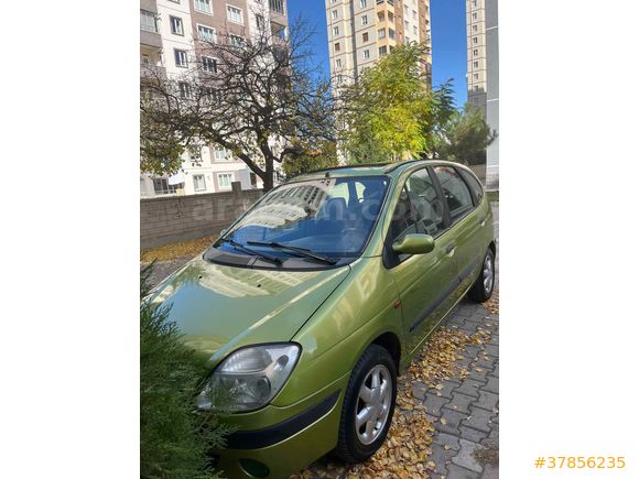 Sahibinden Renault Scenic 1.6 RXE 2000 Model 