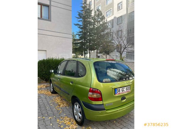 Sahibinden Renault Scenic 1.6 RXE 2000 Model 