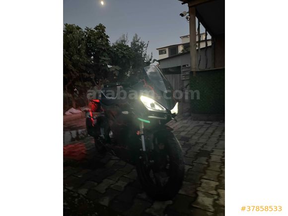 	RKS SRK 125R | özel Tasarım Kaplamalı Temiz motor 