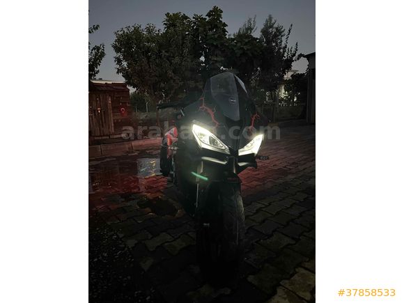	RKS SRK 125R | özel Tasarım Kaplamalı Temiz motor 