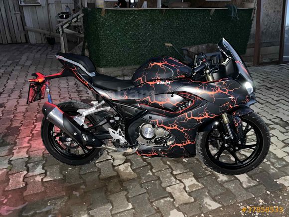 	RKS SRK 125R | özel Tasarım Kaplamalı Temiz motor 